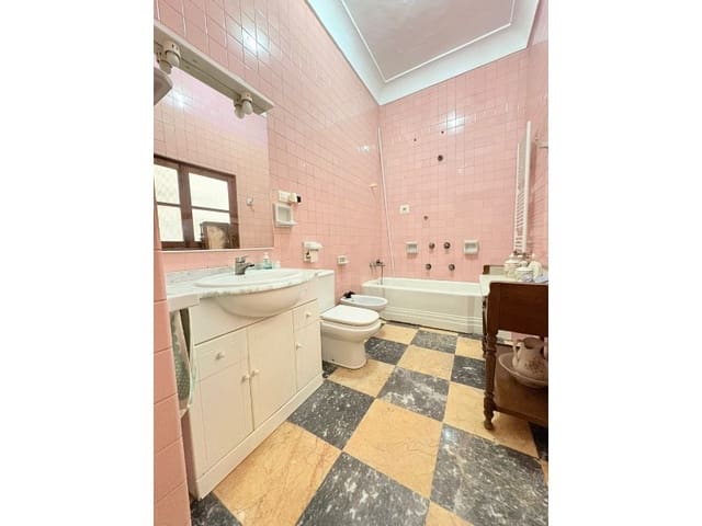 Appartement à vendre à Canals - 600 000 € (Ref: 10009324)