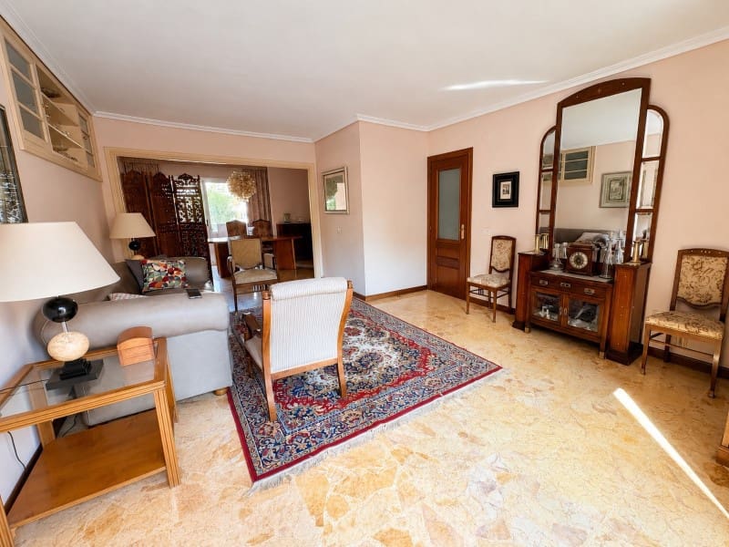 5 soveværelse Lejlighed til salg i Valencia by - € 530.000 (Ref: 10020398)