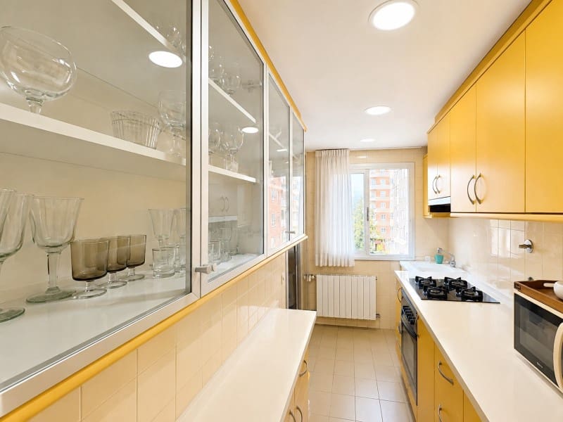 5 soveværelse Lejlighed til salg i Valencia by - € 530.000 (Ref: 10020398)
