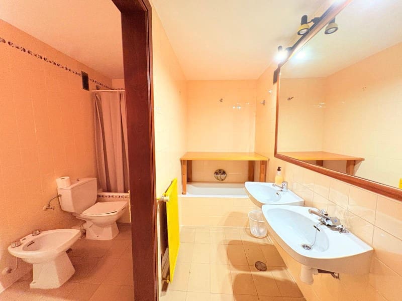 5 soveværelse Lejlighed til salg i Valencia by - € 530.000 (Ref: 10020398)