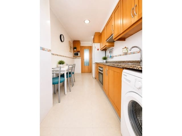 3 sovrum Lägenhet till salu i Centro Urbano, Dénia med garage - 330 000 € (Ref: 10047046)