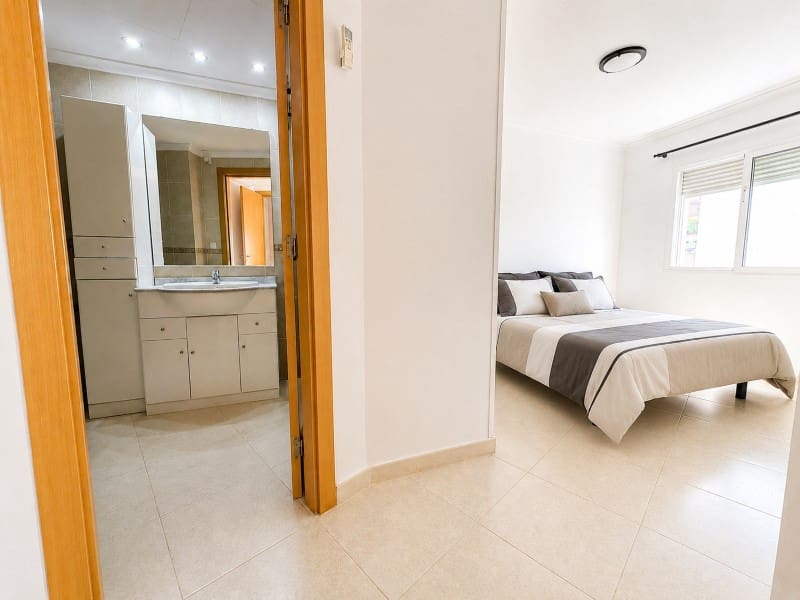 3 sovrum Lägenhet till salu i Denia med garage - 330 000 € (Ref: 10047046)