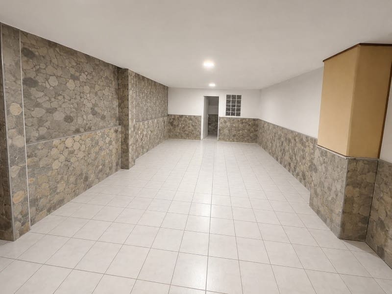 6 quarto Moradia para venda em Canals com piscina garagem - 350 000 € (Ref: 10058768)