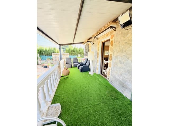 6 quarto Moradia para venda em Canals com piscina garagem - 350 000 € (Ref: 10058768)