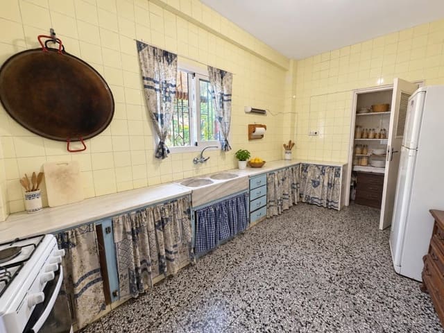 5 chambre Maison de Ville à vendre à Montesa - 190 000 € (Ref: 10098296)