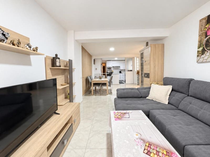 3 makuuhuone Asunto myytävänä paikassa Canals - 147 000 € (Ref: 10131399)