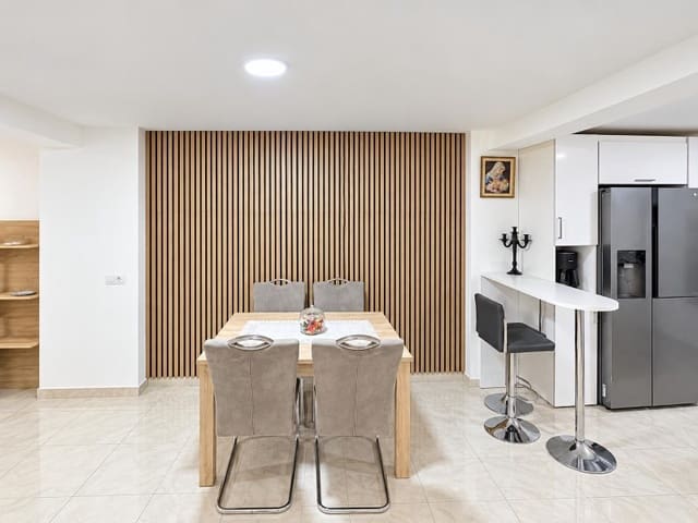3 makuuhuone Asunto myytävänä paikassa Canals - 147 000 € (Ref: 10131399)