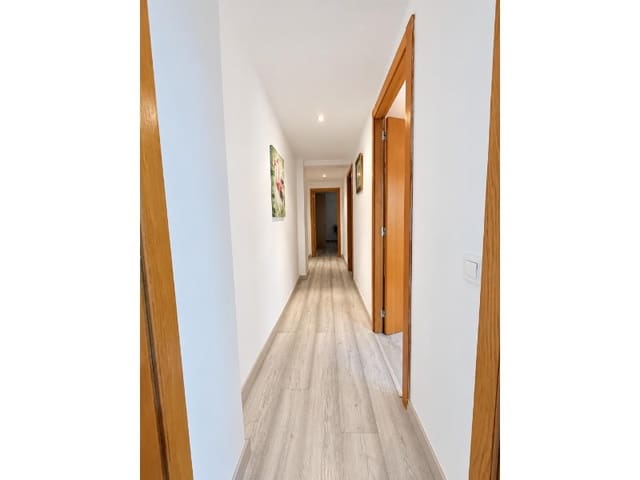 3 makuuhuone Asunto myytävänä paikassa Canals - 147 000 € (Ref: 10131399)