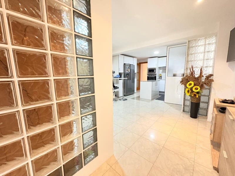 3 makuuhuone Asunto myytävänä paikassa Canals - 147 000 € (Ref: 10131399)