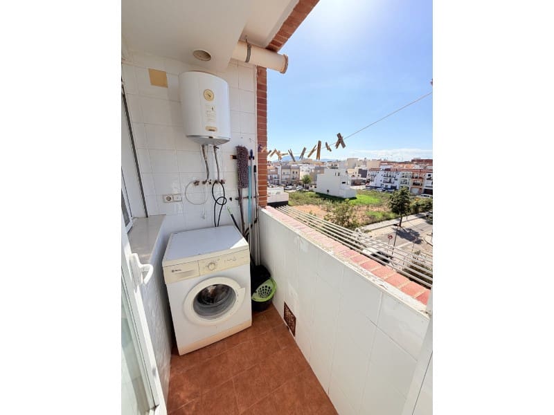 3 bedroom Flat for sale in Algemesi with garage - € 180,000 (Ref: 10161240)