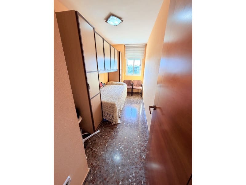 3 bedroom Flat for sale in Algemesi with garage - € 180,000 (Ref: 10161240)