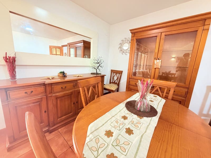 4 quarto Moradia para venda em Canals com piscina garagem - 360 000 € (Ref: 10161241)