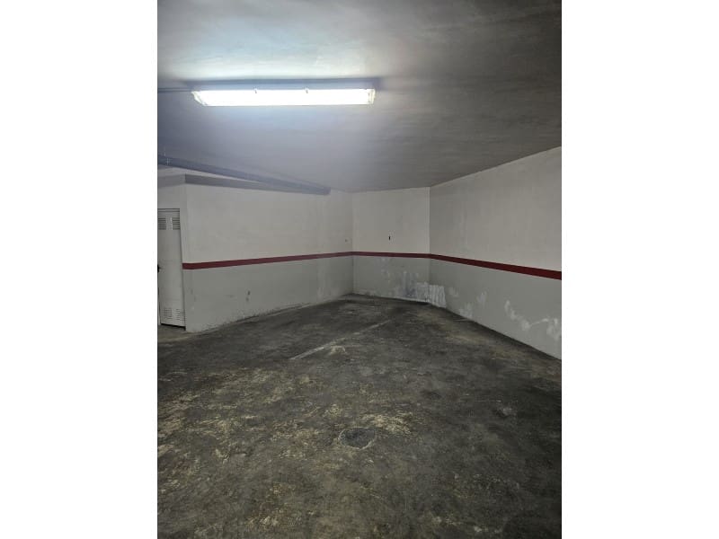 Garage for sale in Canals - € 10,000 (Ref: 10166337)