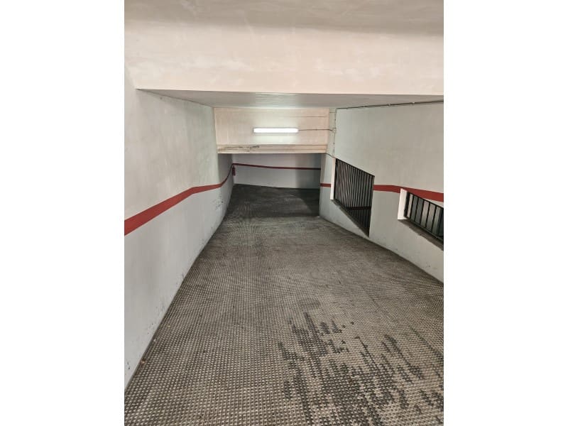 Garage for sale in Canals - € 10,000 (Ref: 10166337)