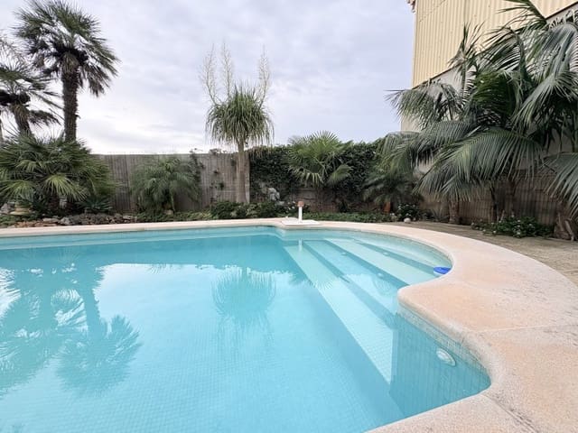 5 slaapkamer Villa te koop in Alberic met zwembad garage - € 349.900 (Ref: 10166339)