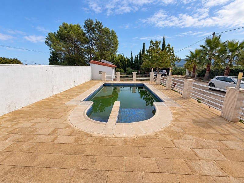 2 sovrum Villa till salu i Canals med pool garage - 160 000 € (Ref: 10174540)