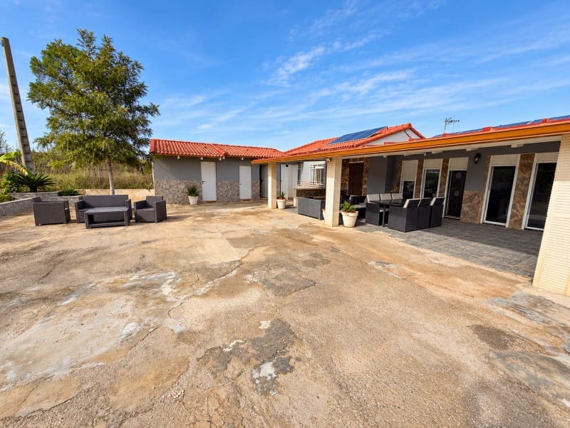 2 sovrum Villa till salu i Canals med pool garage - 160 000 € (Ref: 10174540)