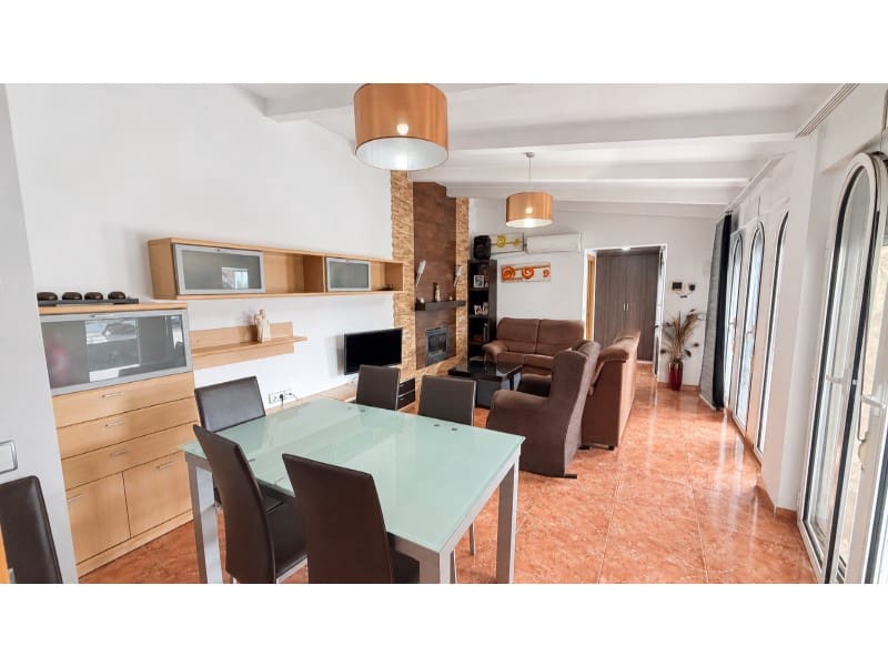 2 sovrum Villa till salu i Canals med pool garage - 160 000 € (Ref: 10174540)