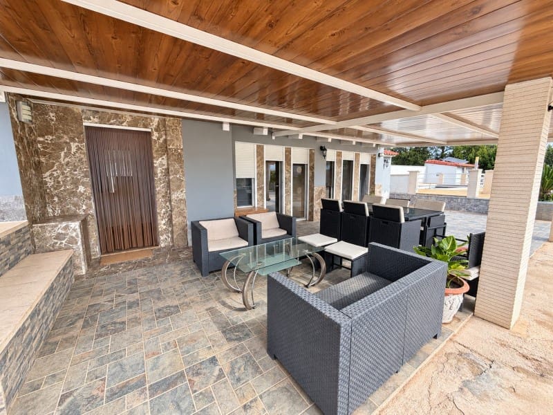 2 sovrum Villa till salu i Canals med pool garage - 160 000 € (Ref: 10174540)