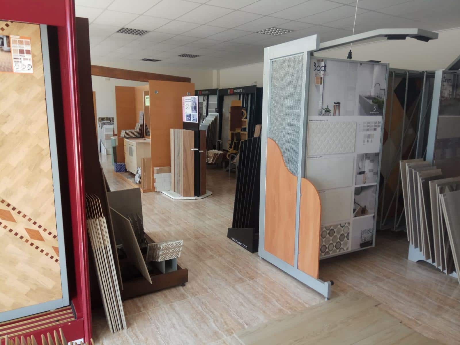 Virksomhed til salg i Aielo de Malferit - € 700.000 (Ref: 7707980)