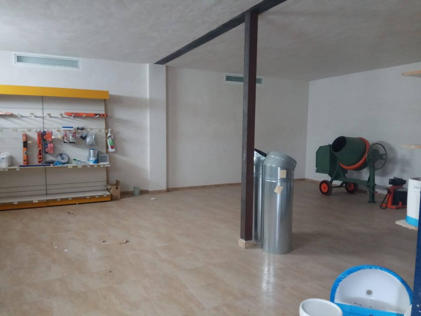 Virksomhed til salg i Aielo de Malferit - € 700.000 (Ref: 7707980)