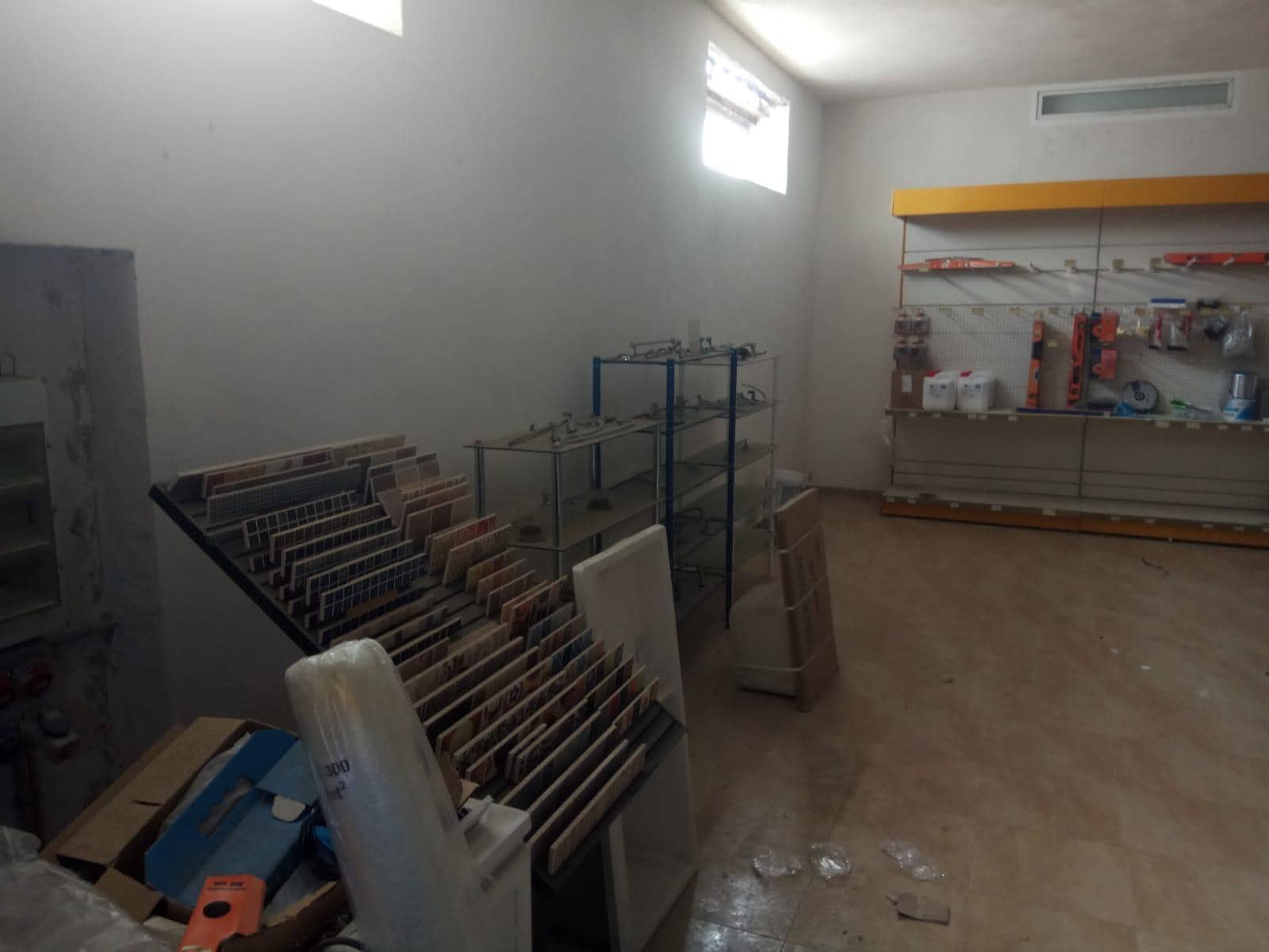 Virksomhed til salg i Aielo de Malferit - € 700.000 (Ref: 7707980)