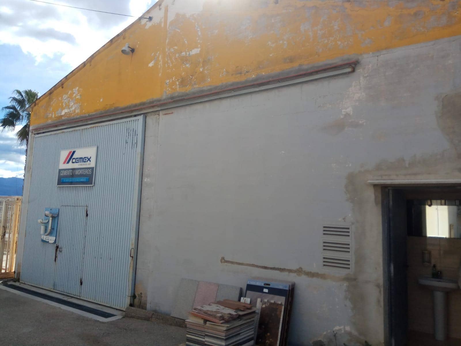 Virksomhed til salg i Aielo de Malferit - € 700.000 (Ref: 7707980)