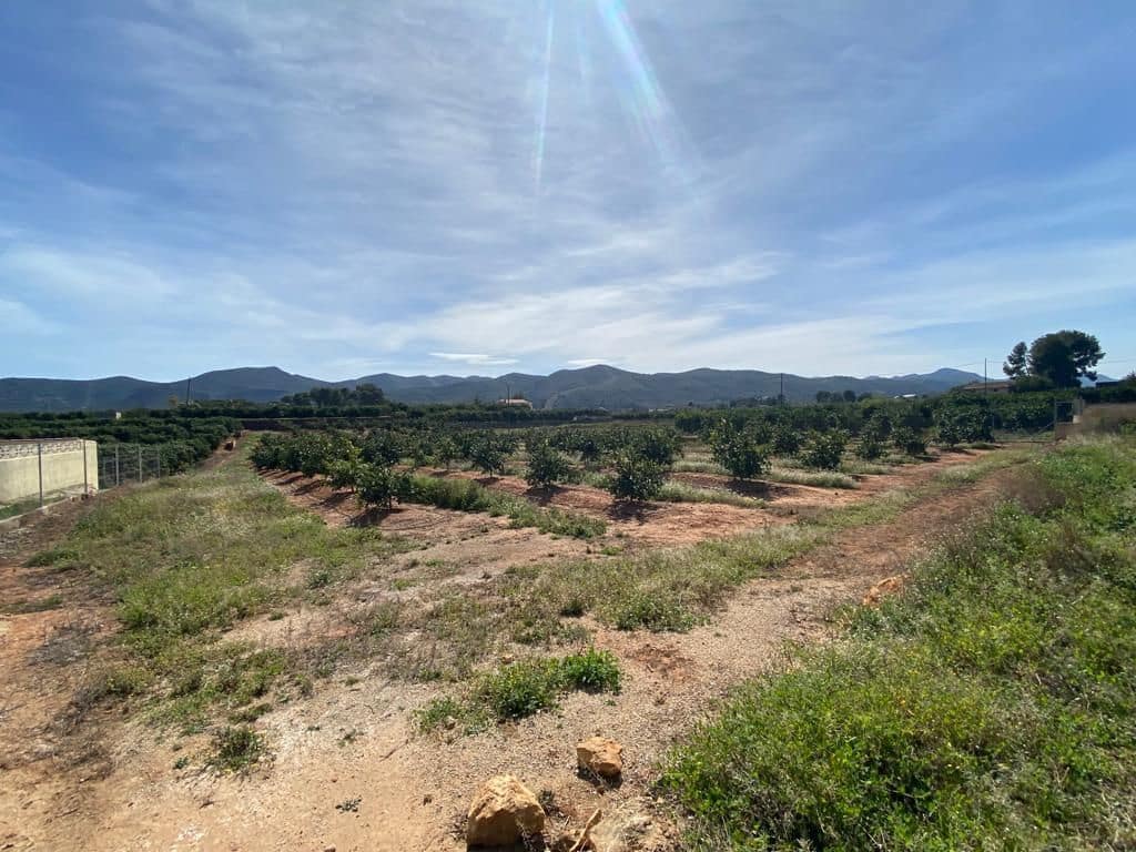 Ubebygd land til salgs i Canals - € 25 000 (Ref: 7708084)