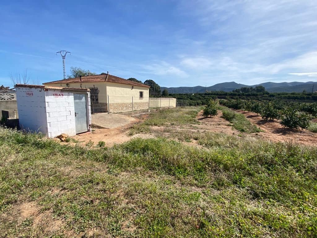 Ubebygd land til salgs i Canals - € 25 000 (Ref: 7708084)