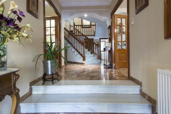 6 soveværelse Villa til salg i Canals med garage - € 400.000 (Ref: 8538924)