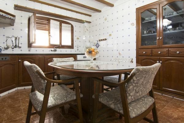 6 soveværelse Villa til salg i Canals med garage - € 400.000 (Ref: 8538924)