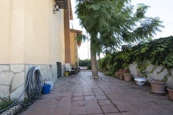 6 soveværelse Villa til salg i Canals med garage - € 400.000 (Ref: 8538924)