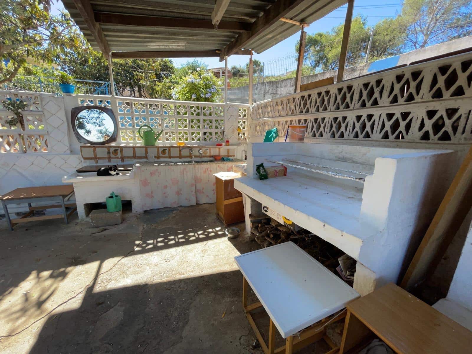 4 soveværelse Finca/Landehus til salg i Alzira med swimmingpool - € 250.000 (Ref: 8572454)