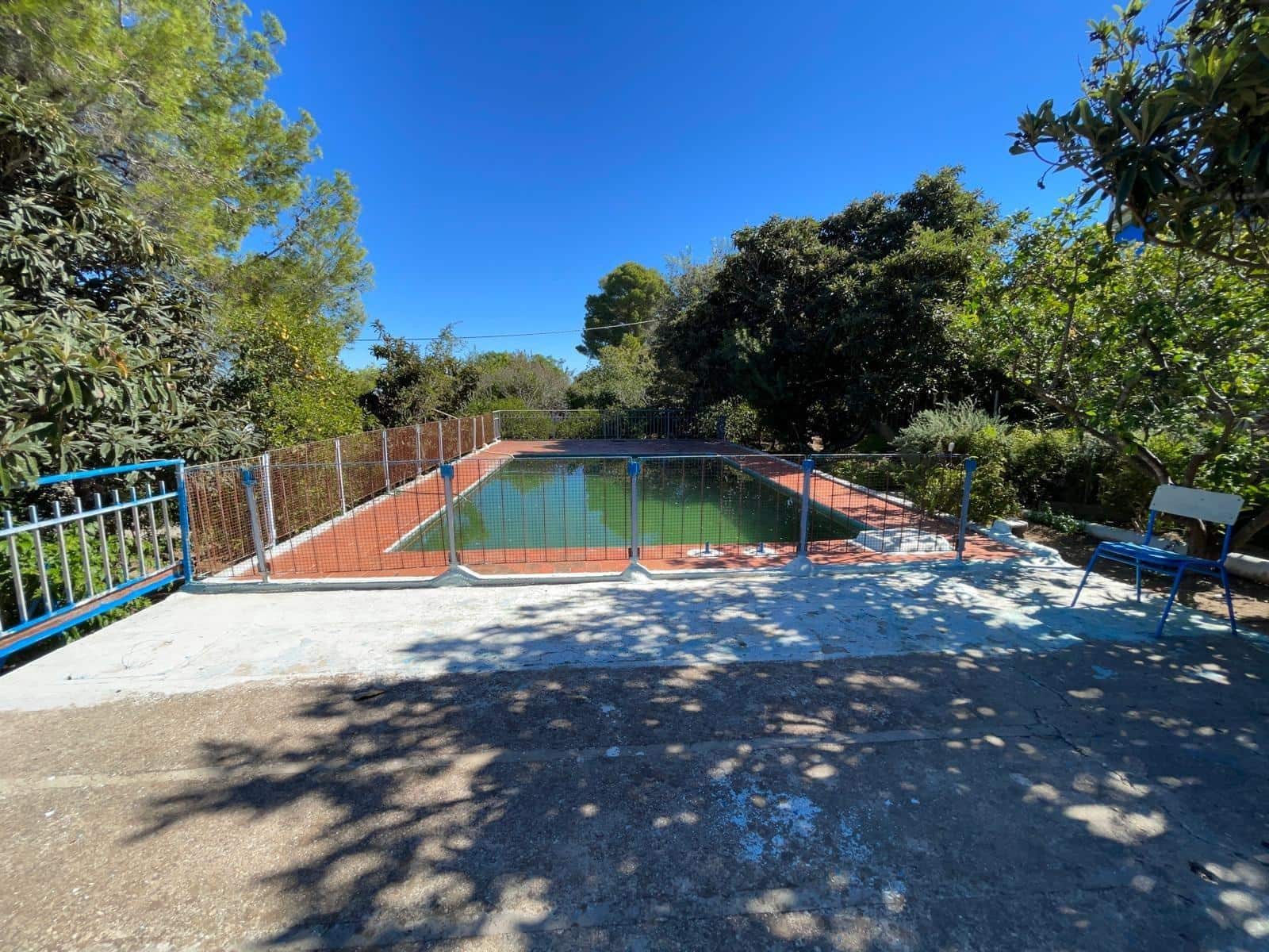 4 soveværelse Finca/Landehus til salg i Alzira med swimmingpool - € 250.000 (Ref: 8572454)