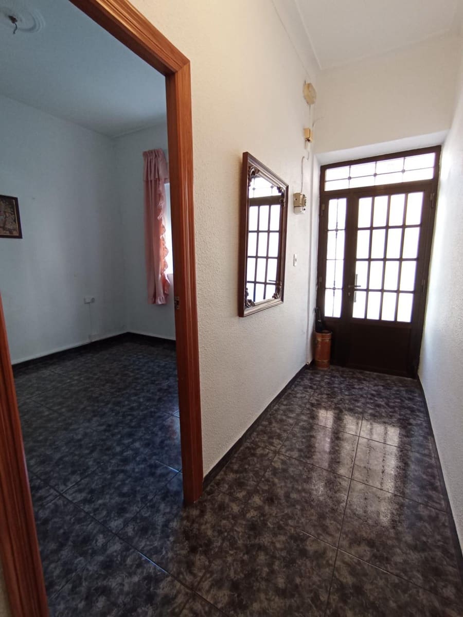 8 soverom Hus til salgs i L'Alcudia de Crespins - € 168 000 (Ref: 8689096)