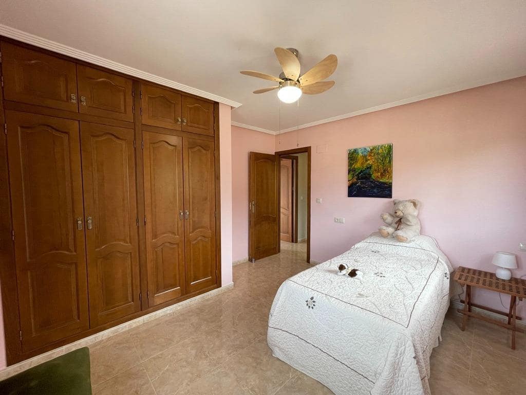 5 soveværelse Villa til salg i Balones med swimmingpool - € 495.000 (Ref: 8767151)