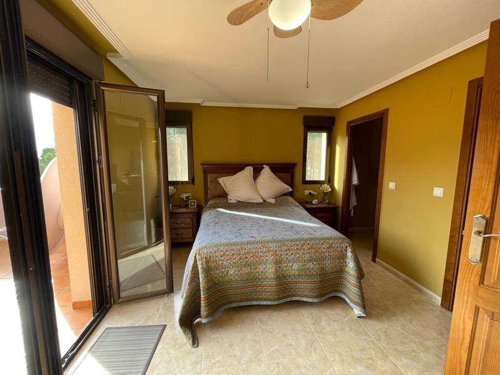 5 soveværelse Villa til salg i Balones med swimmingpool - € 495.000 (Ref: 8767151)