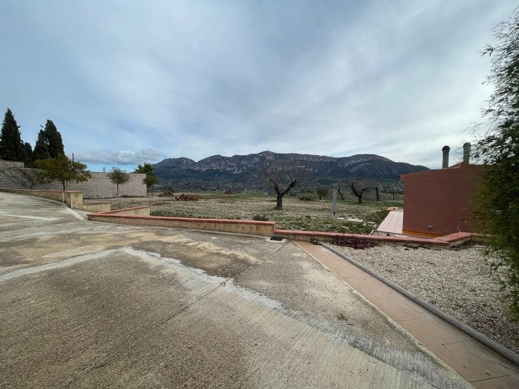 5 soveværelse Villa til salg i Balones med swimmingpool - € 495.000 (Ref: 8767151)