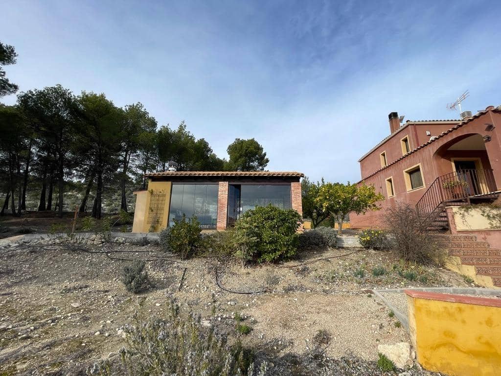 5 soveværelse Villa til salg i Balones med swimmingpool - € 495.000 (Ref: 8767151)