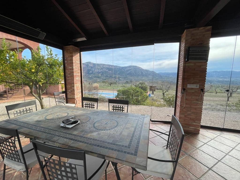 5 soveværelse Villa til salg i Balones med swimmingpool - € 495.000 (Ref: 8767151)