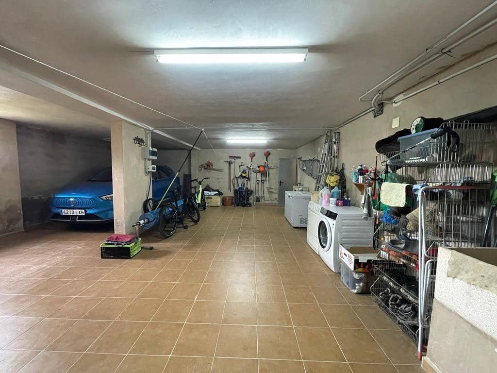 5 soveværelse Villa til salg i Balones med swimmingpool - € 495.000 (Ref: 8767151)