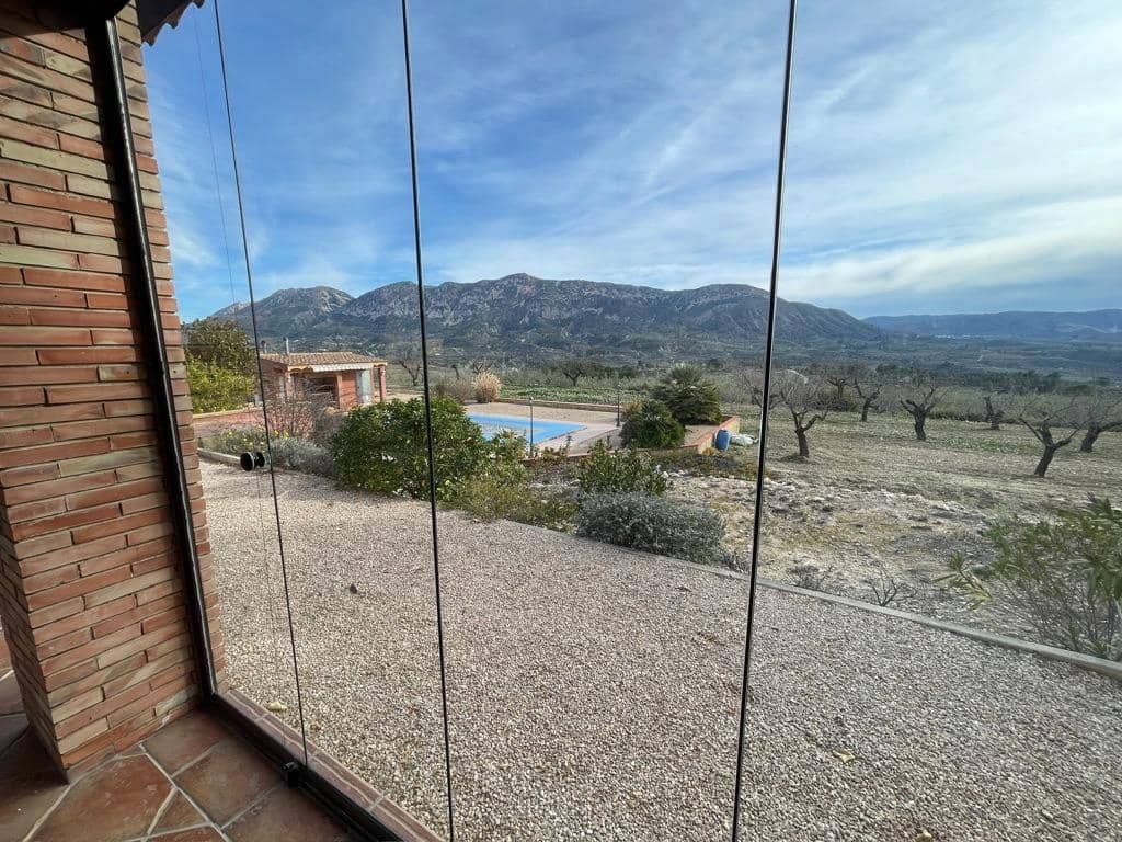 5 soveværelse Villa til salg i Balones med swimmingpool - € 495.000 (Ref: 8767151)