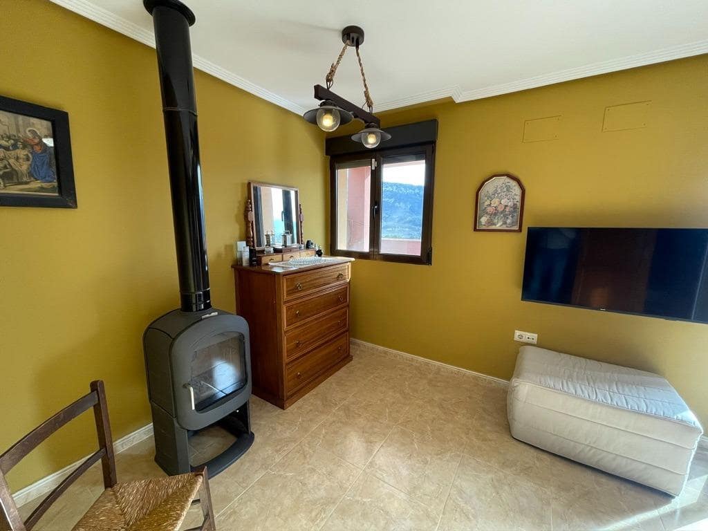 5 soveværelse Villa til salg i Balones med swimmingpool - € 495.000 (Ref: 8767151)