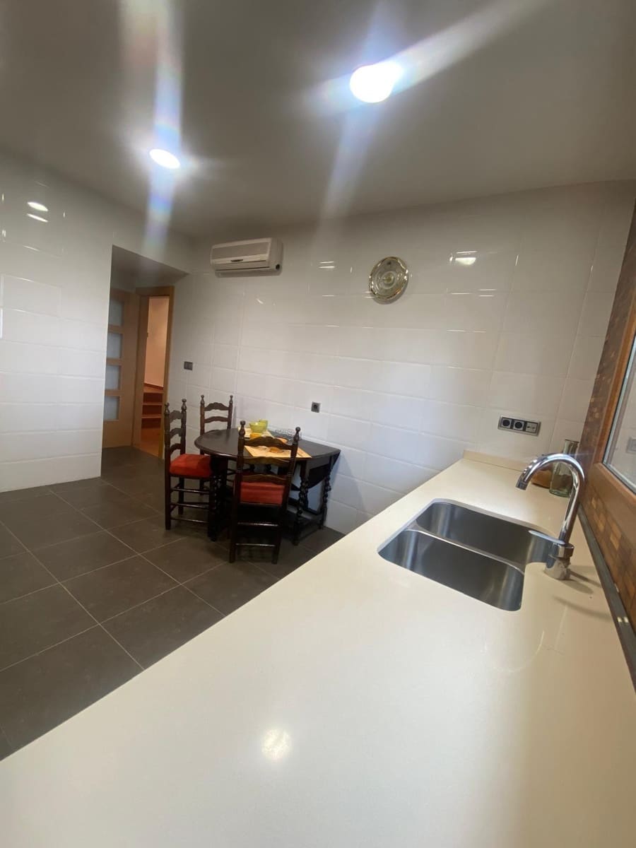 4 soveværelse Villa til salg i Muro de Alcoy med swimmingpool garage - € 595.000 (Ref: 8778657)