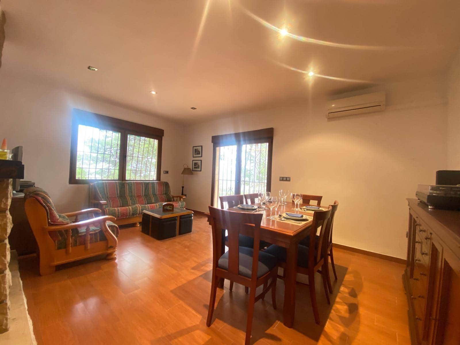 4 soveværelse Villa til salg i Muro de Alcoy med swimmingpool garage - € 595.000 (Ref: 8778657)