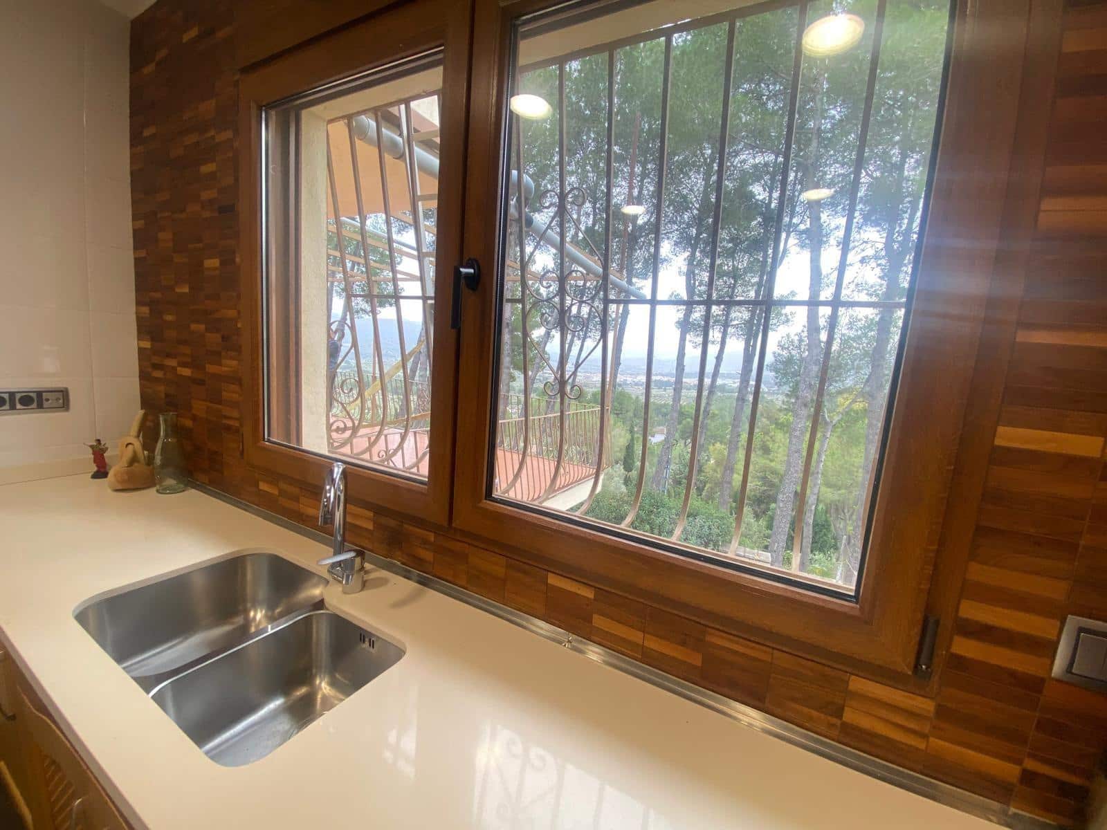 4 soveværelse Villa til salg i Muro de Alcoy med swimmingpool garage - € 595.000 (Ref: 8778657)