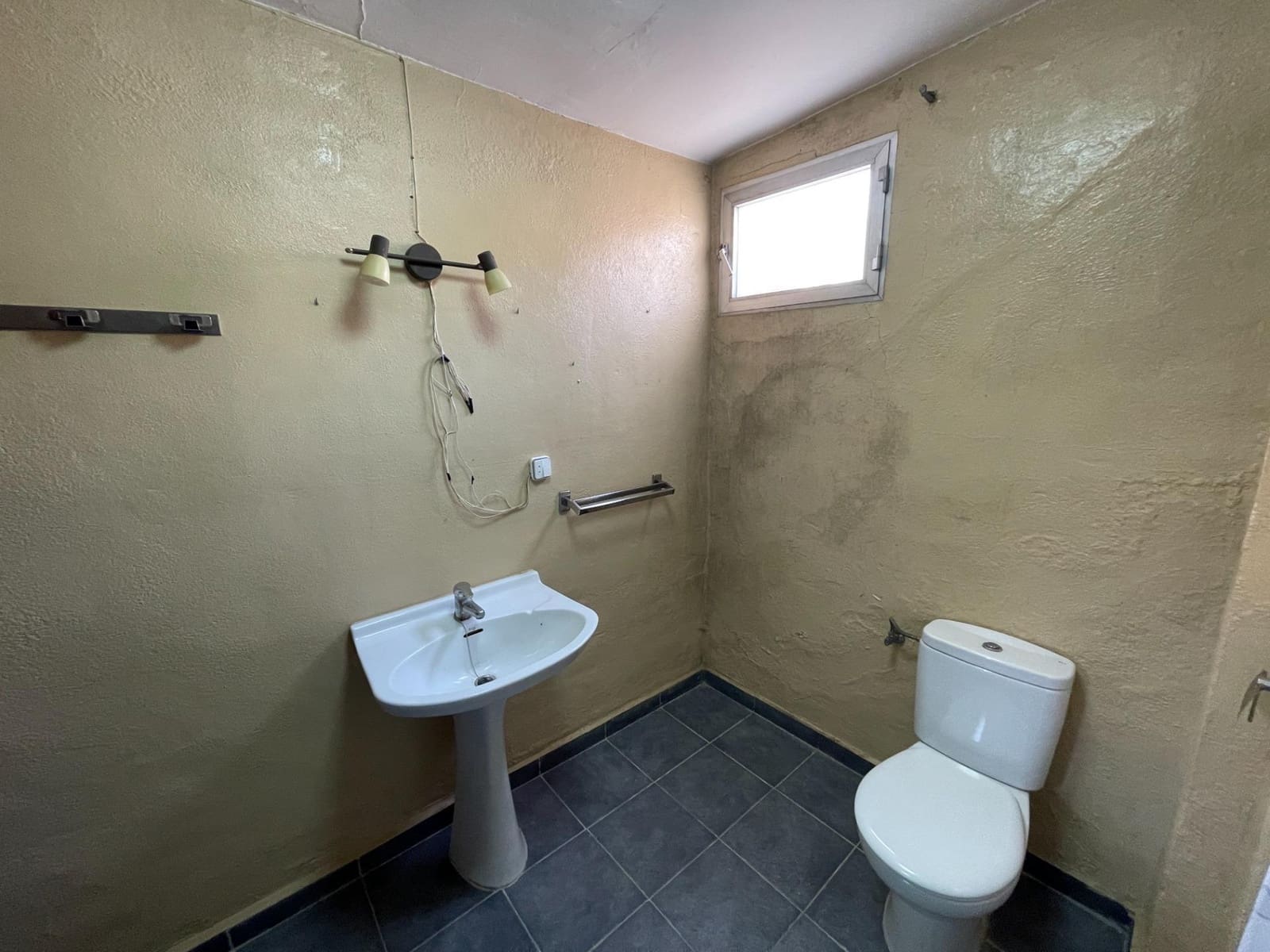 7 chambre Maison de Ville à vendre à L'Alcudia de Crespins - 135 000 € (Ref: 8778660)