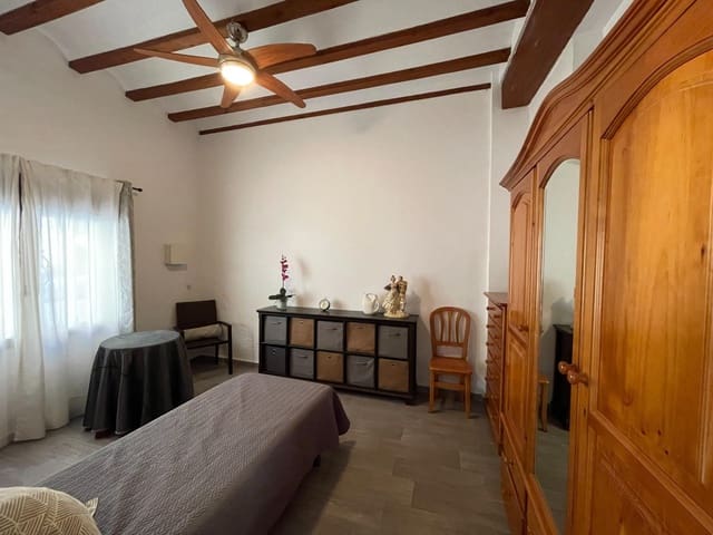 7 chambre Maison de Ville à vendre à L'Alcúdia de Crespins - 135 000 € (Ref: 8778660)