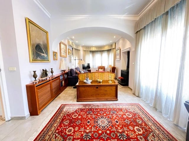 4 bedroom Flat for sale in Cocentaina - € 200,000 (Ref: 8923833)