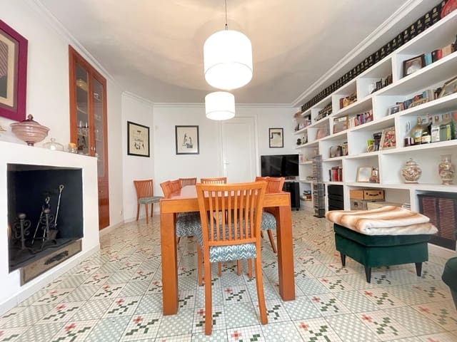 4 bedroom Flat for sale in Cocentaina - € 200,000 (Ref: 8923833)